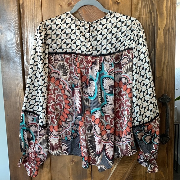 Printed Blouse - Picture 5 of 8